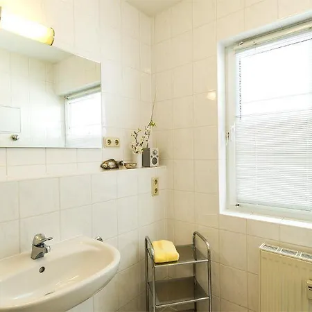 Reethaus-boddenblick-3-zi-fewo-10